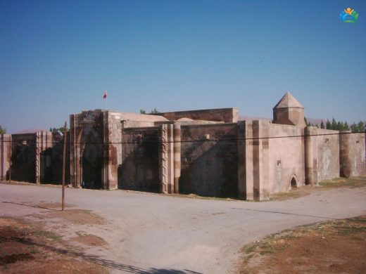 Aksaray Sultanhanı: Anadolu'nun Taştan Hikayesi, İpek Yolu'nun Kalbi — inline image