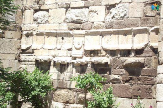 Ankara Kalesi Surlarında Antik Dünyadan İzler: Tarih, Kalıntılar ve Daha Fazlası — inline image