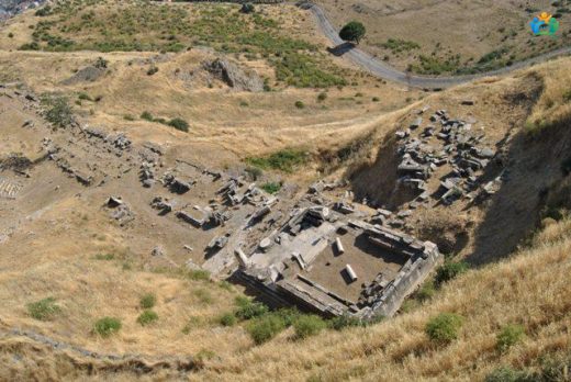 Antik Dünyanın Bilgi Hazinesi: Bergama Kütüphanesi — inline image