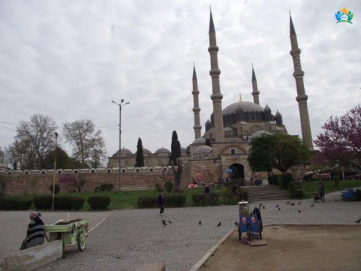 Edirne Selimiye Camii: Mimar Sinan'ın Ustalık Eseri — inline image