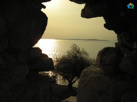Gölyazı Beldesi: Tarihi, Doğal Güzellikleri ve Leylekler — inline image