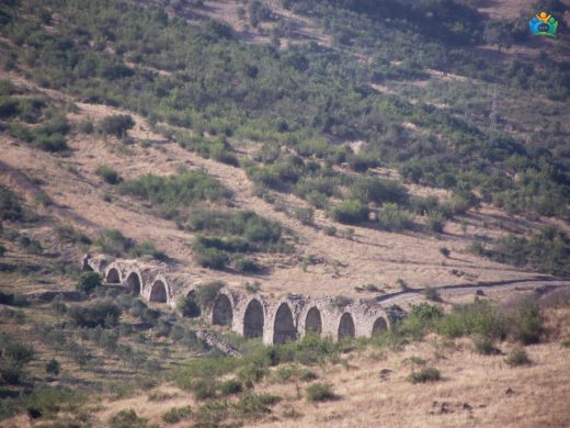Zamana Meydan Okuyan Kanallar: Antik Bergama Su Kemerleri'nin Sessiz Tanıklığı — inline image
